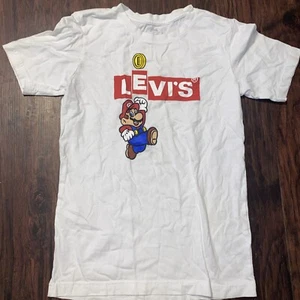 Levi's® x Super Mario Graphic T-Shirt Mario Big Boys sz Large - Picture 1 of 4