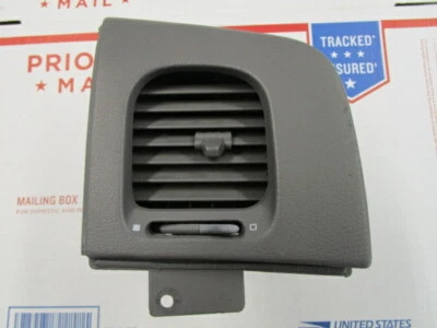Calentador central derecho Mercury Grand Marquis 95-97 ventilación aire gris  Foto 1 de 2
