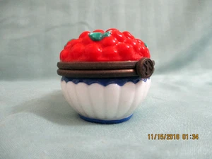 DEPT 56 Kirschschale "Life Is Just a Bowl of Cherries" aufklappbare Schmuckschatulle - Bild 1 von 5