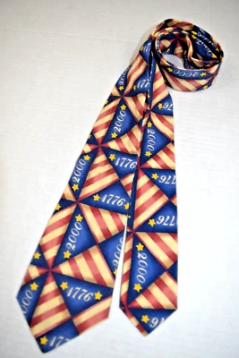 Corbata de Colección Rojo Marfil Azul 1776 2000 EE. UU. Fundación Millennial Algodón 57 x 3,75" Foto 1 de 4