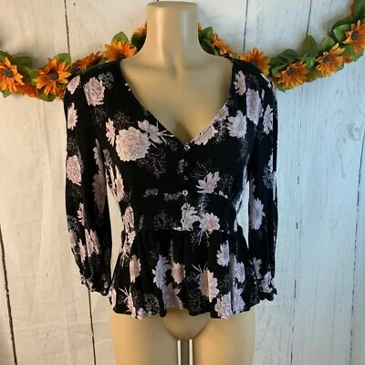 American Rag Black Floral Stretch Blouse - Size XL Juniors - EUC - Image 1 of 4