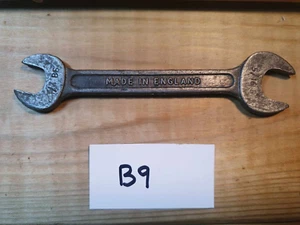 Vintage Snail Spanner 1/4 x 5/16 BS Old Engineering Hand Tools 3/16 W Mechanic - Picture 1 of 4