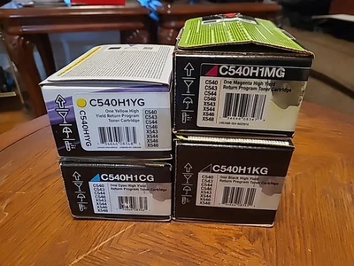 Juego de 4 tóneres Lexmark C540H1KG C540H1CG C540H1YG C540H1MG nuevos precintados Foto 1 de 4