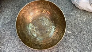 Extraordinary 20-inch Large Healing Singing Bowl-Profound healing Vibrations - Picture 1 of 4