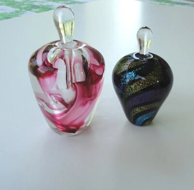 2 frascos de perfume de vidro artístico peso papel 96 vidro olho estúdio dicromático 95 abstrato - Imagem 1 de 4