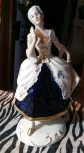 Royal Dux Bohemia Porcelain Figurine Beautiful Cobalt Blue With Gold Trim - Picture 1 of 17