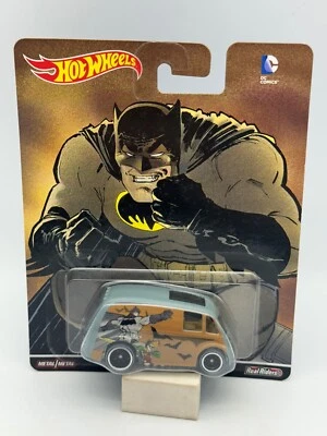 Hot Wheels Premium Batman vs. Superman Quick D-Livery, 1:64, NIB - Image 1 of 4