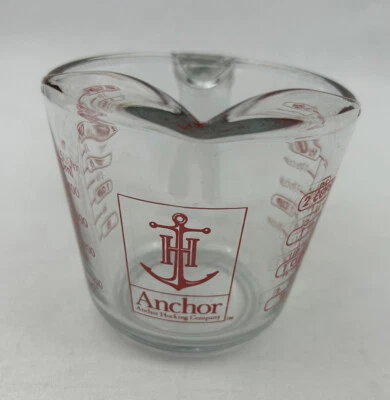 VINTAGE ANCHOR HOCKING USA LARGE RED LETTERING 2 Cups - GLASS MEASURING CUP - Image 1 of 4