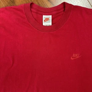 NIKE Vintage 80s Gray Tag Embroidered T-Shirt NIKE Swoosh Maroon Red Size XL - Bild 1 von 13