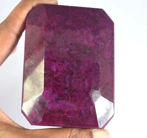 Natürlicher Achteckschliff 1911 Kt/79 mm afrikanischer roter Rubin loser Edelstein bestes Angebot - Bild 1 von 7