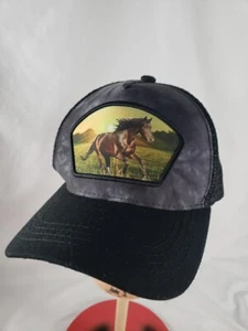 Horse Galloping Trucker Ball Cap Snapback 100% Polyester - Picture 1 of 11