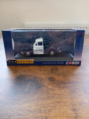 VANGUARDS VA05809 MORRIS MINOR 1000 THE LOTHIANS & PEEBLES CONSTABULARY  - Image 1 of 4