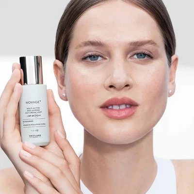 Crema de día antienvejecimiento multiactiva Novage+ ligera FPS 30 Foto 1 de 4