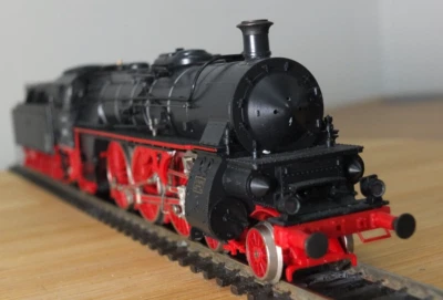 Liliput 4005 HO gauge DR BR 18 / Baden IV h steam locomotive in black livery - Image 1 of 4