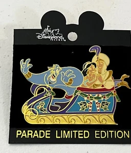 Disney DLR Christmas Parade Aladdin Float Pin - Picture 1 of 2