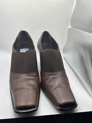 Zapatos de salón Sesto Meucci Sean tacón ancho cuero marrón oscuro punta cuadrada para mujer talla 7,5 Foto 1 de 4