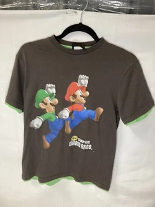 Super Mario brothers kids T-shirt Featuring Mario And Luigi GC Size 11-12. - Picture 1 of 7
