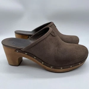 Ugg Mule Clogs Abbie braun Nietenleder oberer Blockabsatz Damen 7 - Bild 1 von 9