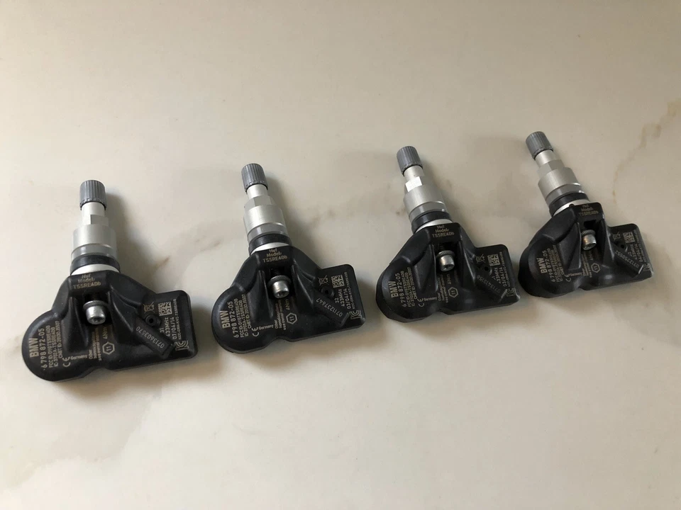 Set of Four (4) OEM GENUINE BMW TPMS F10 5-Series 528i 535i 550i 6798872 - Image 1 of 3