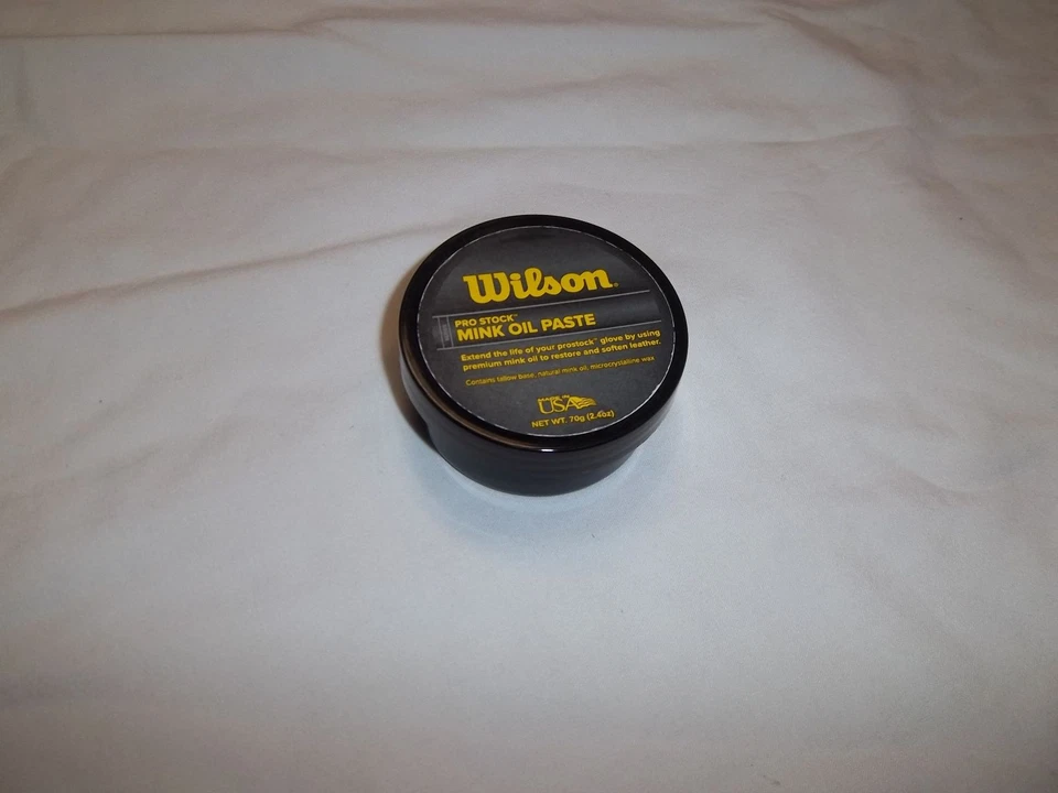 WILSON PRO STOCK MINK OIL PASTE - Image 1 of 1