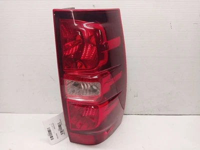 Luz trasera derecha pasajero Chevrolet Suburban 1500 2009 12421844 Foto 1 de 4