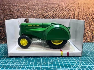 Vintage Ertl John Deere 1953 Model 70 Row Crop Tractor Toy In Box 1/16 Scale - Picture 1 of 8