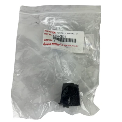 Protector de sello de cinturón de puerta delantera izquierda Lexus RX350 RX450h 2016-2022 67856-0E030 Foto 1 de 3
