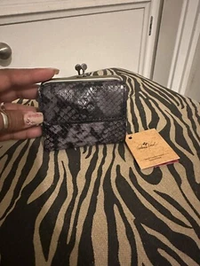 patricia nash wallet new - Picture 1 of 5