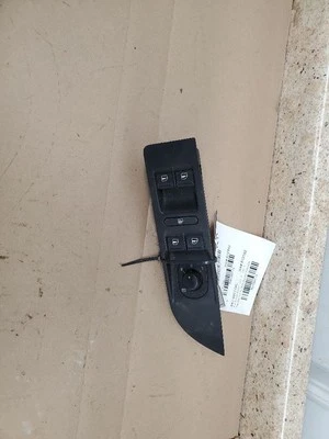 Interruptor de puerta delantera del conductor ventana del conductor compatible con 06-10 12-22 PASSAT 298174 Foto 1 de 4