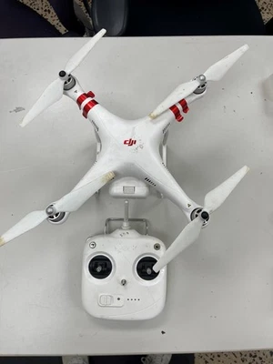 Cuadricóptero Drone Estándar DJI Phantom Modelo Como Está - Reparación o Piezas Foto 1 de 2