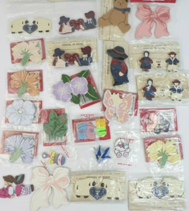 25 Scrapbook Embellishments Flowers Country Craft Parts (LOT D) - Picture 1 of 9