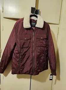 NWT GUESS Quilted Jacket Faux Fur Collar Maroon Casual Mens Size Large - Picture 1 of 3