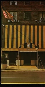 Hotel Tudor New York Postcard - Picture 1 of 2