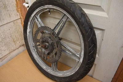 roue arriere  bernardi 17"peugeot 103 - Photo 1/4