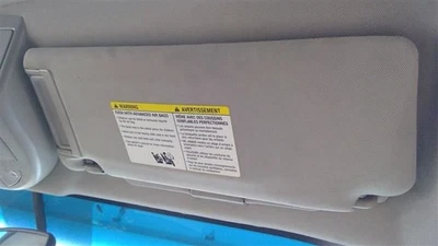 Parasol derecho pasajero iluminado para 04-15 ARMADA 178551 Foto 1 de 4