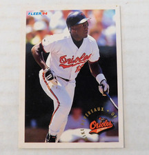 1994 Fleer #3 Mike Devereaux Baltimore Orioles Baseball Card