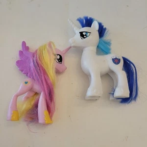 My Little Pony G4.5 Princess Cadence And Shining Armour Wedding - Picture 1 of 11