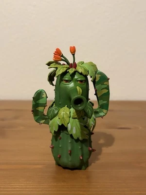 Figura de cactus camuflada Plants vs Zombies Garden Warfare con hocico Diamond Select 2015 Foto 1 de 4