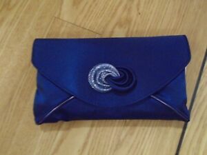 Lunar Ripley Navy Blue Twist Front Envelope Handbag ZLR222