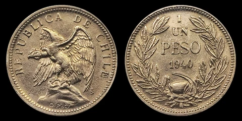 1940 Chile 1 Peso Coin, Andean condor on rock, Wreath, 'O. Roty' Signature Cover