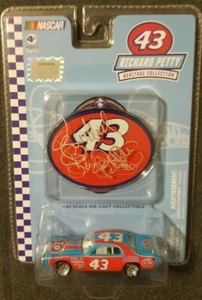 RICHARD PETTY AUTO*HERITAGE COLLECTION*1976 DODGE CHARGER*1/64TH SCALE DIECAST* - Picture 1 of 6