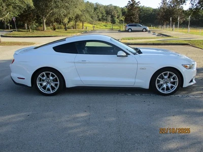 Ford Mustang 2015  Foto 1 de 4