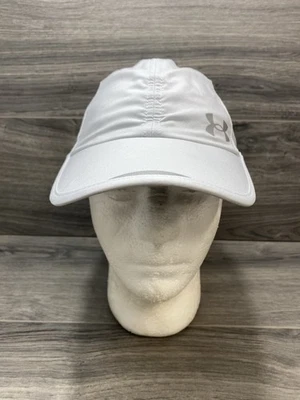 Gorra ajustable Under Armour Launch Run ligera gris claro para correr OSFA Foto 1 de 4