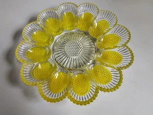Unique Vintage Glass Deviled Egg Serving Tray Clear Yellow Daisy Accent Hobnail - Picture 1 of 5