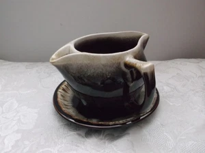Vintage Pfaltzgraff Brown Drip Glaze Stoneware Double Spout Gravy Boat W Plate - Picture 1 of 4