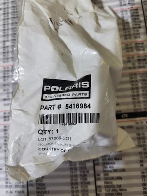 Montaje aislador silenciador de escape Polaris Snowmobile 5416984 NOS Foto 1 de 4