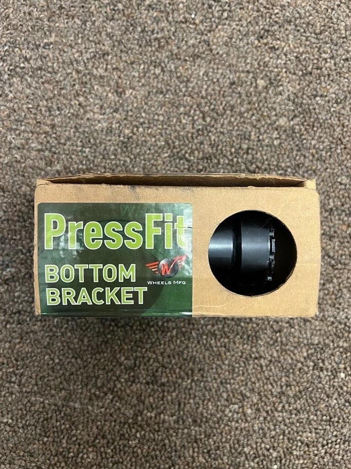 Wheels Manufacturing 386 EVO Bottom Bracket with Angular Contact Bearings for - Image 1 of 4