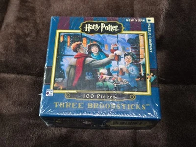 Harry Potter 100 piezas MINI Puzzle - Tres escobas - New York Puzzle RARO Foto 1 de 2