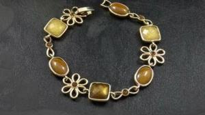 Cushion Cut and Cabochon Honey Stone Open Flower Goldtone Bracelet 7" - Picture 1 of 6