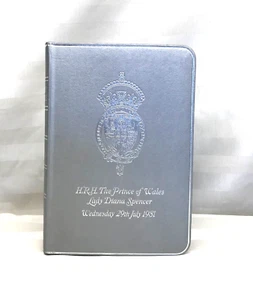 Commemorative Siver Bible- Wedding of Prince Charles and Lady Diana Spencer - Bild 1 von 9